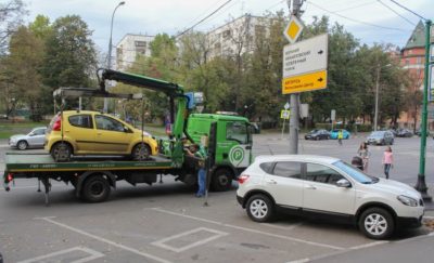 Законно ли эвакуировать автомобиль за неправильную парковку?