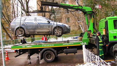 Законно ли эвакуировать автомобиль за неправильную парковку?