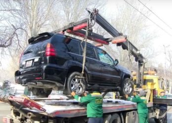Законно ли эвакуировать автомобиль за неправильную парковку?