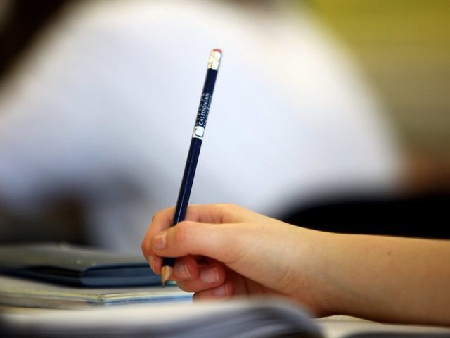 Жалоба на учителя: основания для ее подачи и порядок обращения